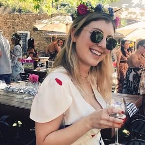 Meet your Posher, Arielle